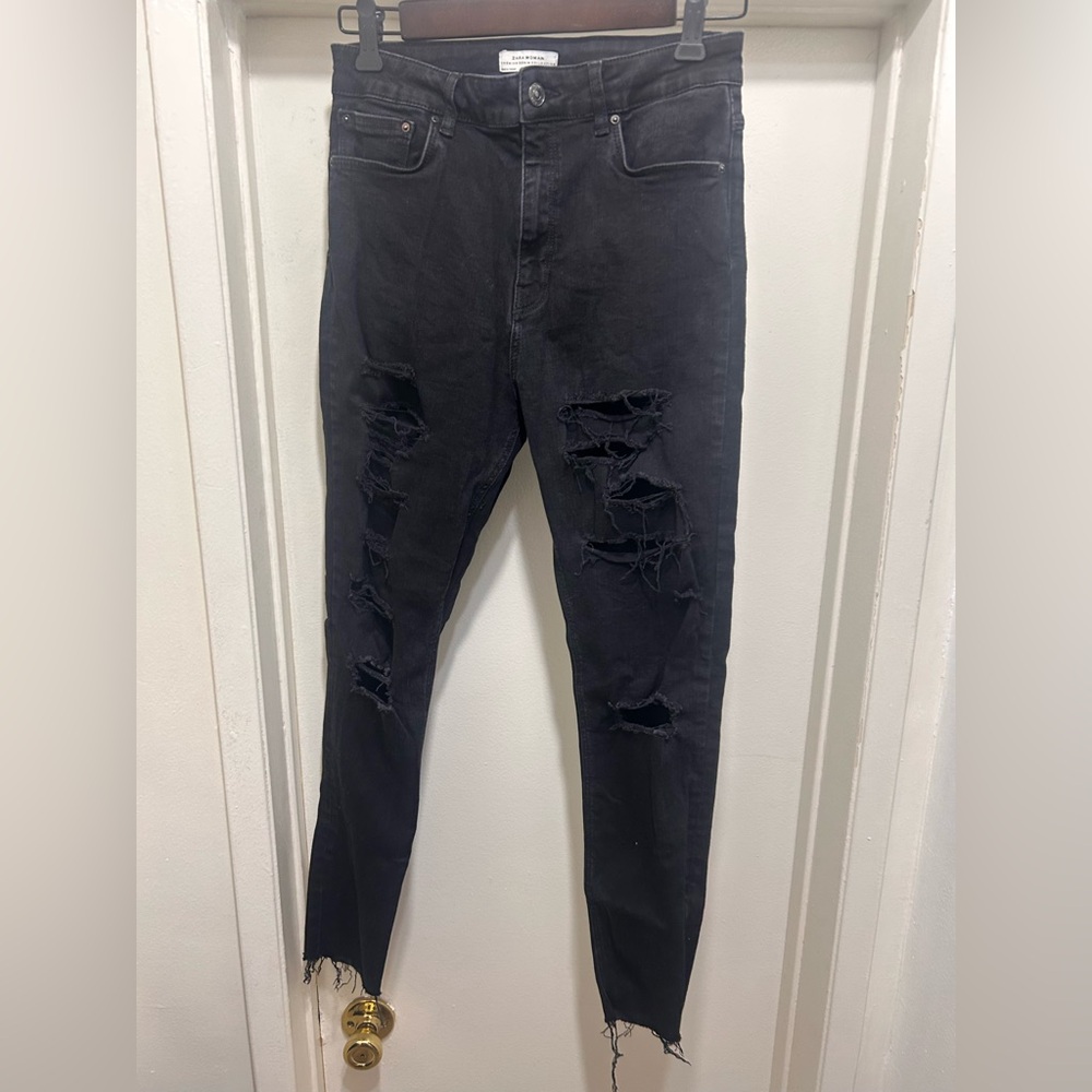 Zara Jeans Black Distressed Stretch Womens Size 8 26X26 Raw Hem Biker Moto Denim